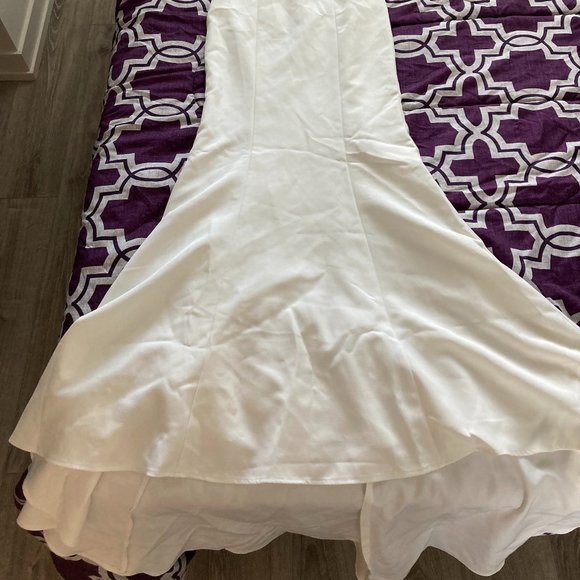 Chi Chi Bridal Petite Dress NWT - Picture 7 of 9